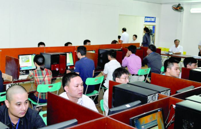 Học lý thuyết lái xe ô tô tại quận 5